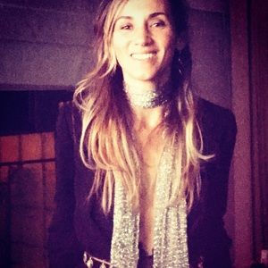 Meet your Posher, Melisa